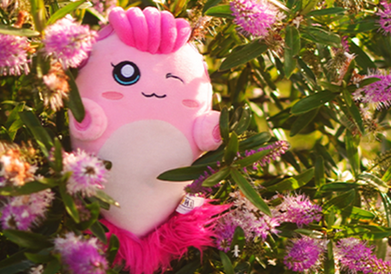 Dashi Fini Plush Squeaker Toy 20cm – Soft Pink Creature, Durable and Engaging