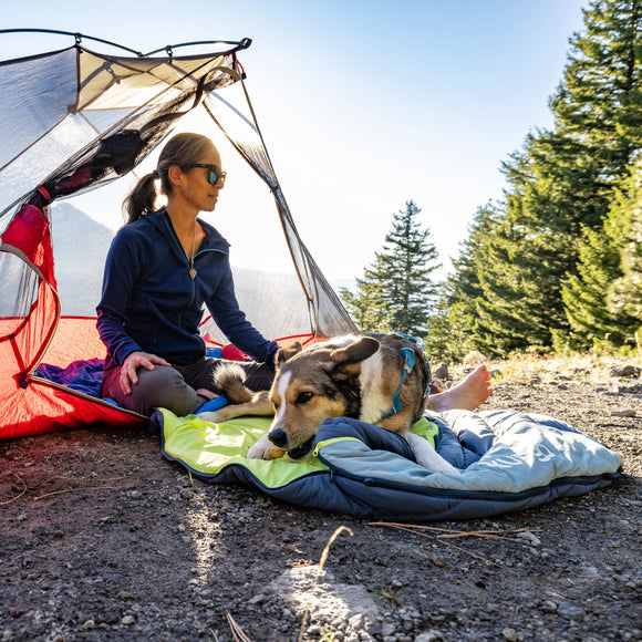 Kurgo Pup Sack Sleeping Bag 102cm – Waterproof Design with Heat-Retaining Lining, Lightweight Comfort