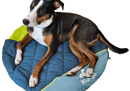 Kurgo Pup Sack Sleeping Bag 76cm – Waterproof Design with Heat-Retaining Lining for Comfort