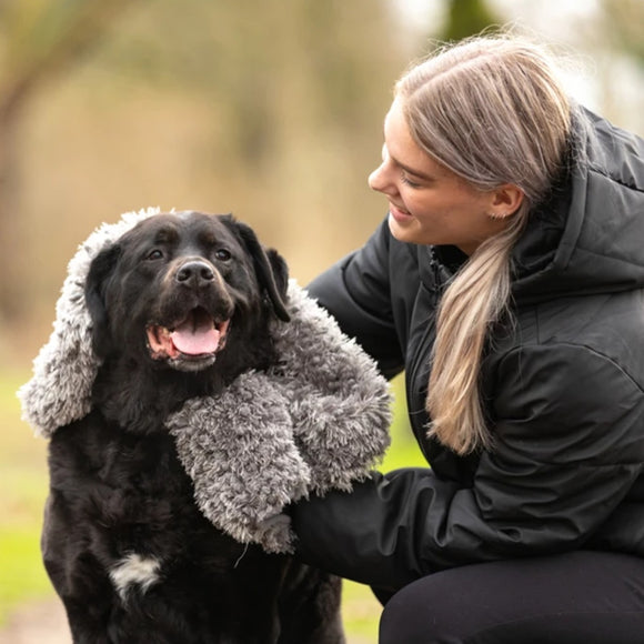 Royal Dry Microfiber Grooming Towel 35x81cm – Absorbent Design with Hand Pockets