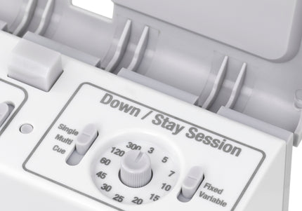 PetSafe Teach & Treat Remote Reward Trainer – Automatic Treat Dispenser, Interactive Training Tool